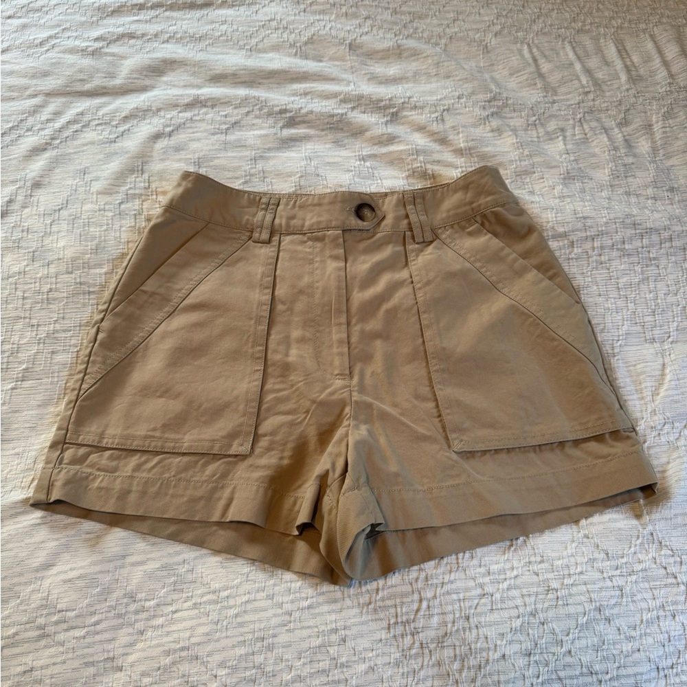 Dynamite Women's Beige Cargo Shorts